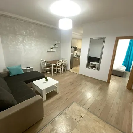 Solid Apartment *